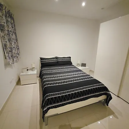 Apartament Luxury Waterfront Mellieħa